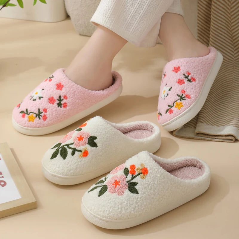 Women's Flower Embroidered Cotton Slippers Indoor Soft Sole Warm Plush Home Slippers Woman Comfort Flat Heel Winter Cotton Shoes