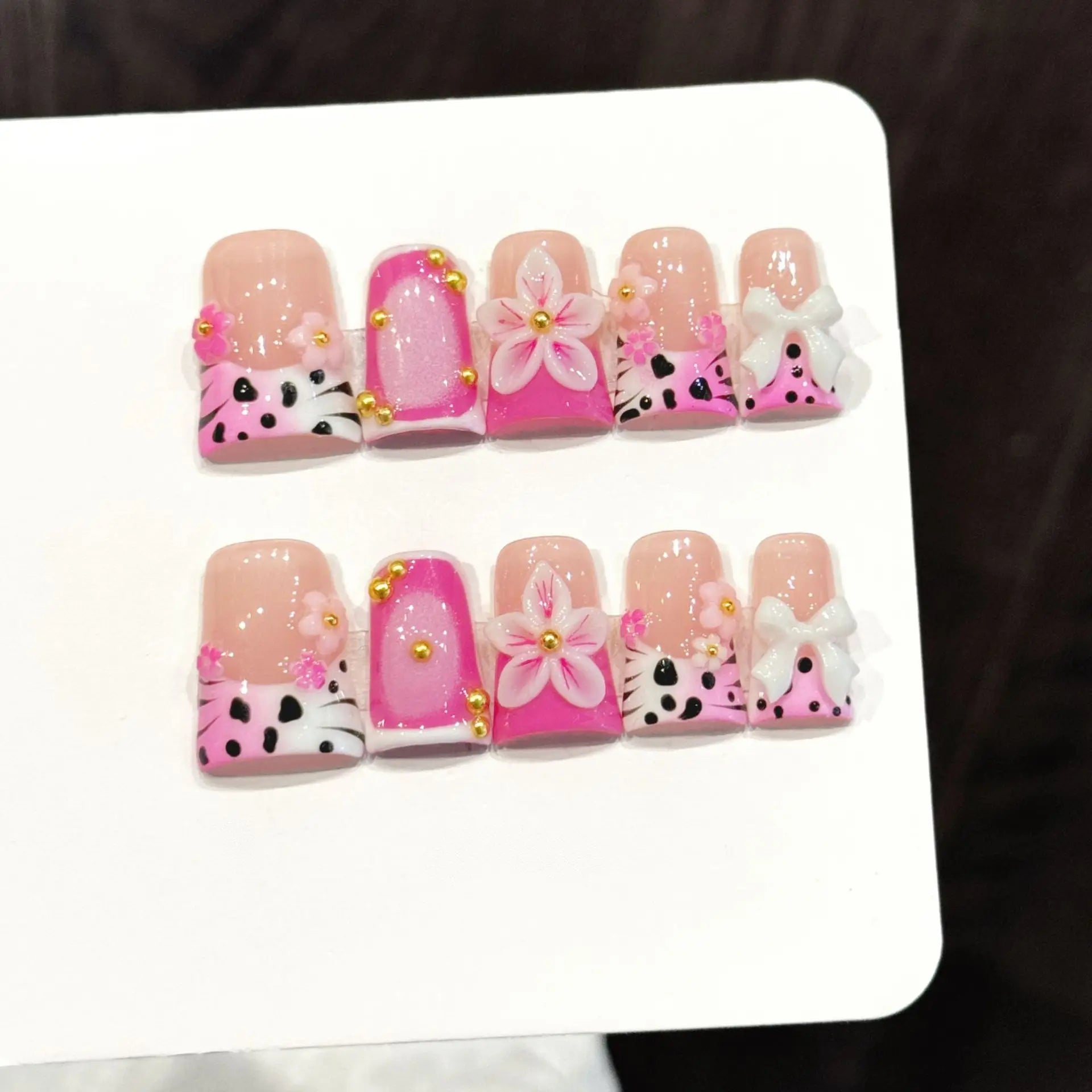 10pcs Short Duck Bill Press on Nails 3D Butterfly Flower False Nails Pink French Tip Nail Art Pearl Heart Rhinestone Fake Nails