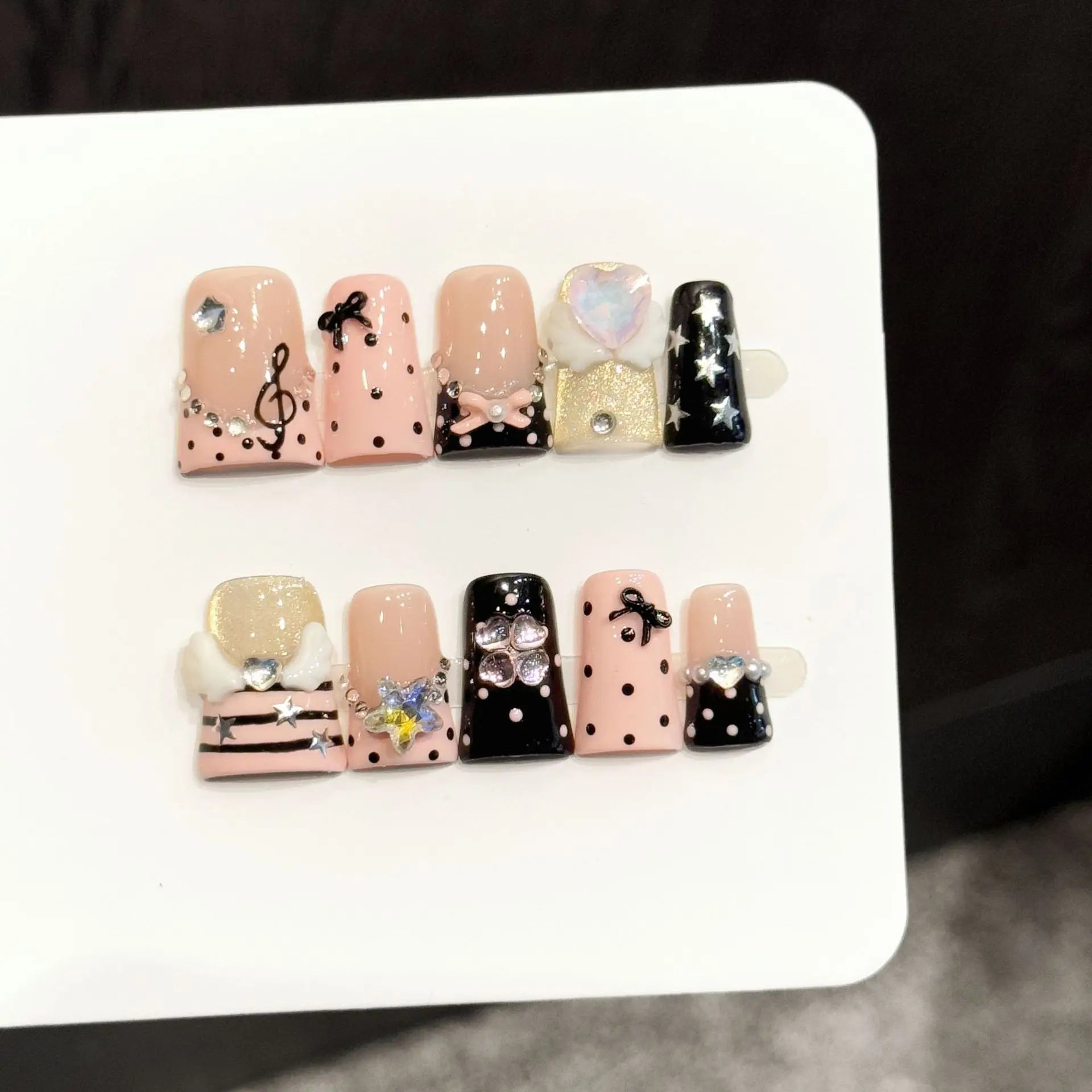 10pcs Short Duck Bill Press on Nails 3D Butterfly Flower False Nails Pink French Tip Nail Art Pearl Heart Rhinestone Fake Nails