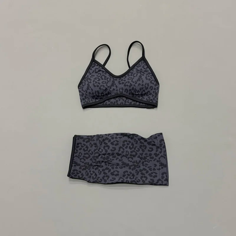 2 Pieces Leopard Print Sports Set Women Seamless Yoga Bra & High Waist Scrunch Butt Shorts Gym Workout Slim Fit Outfit