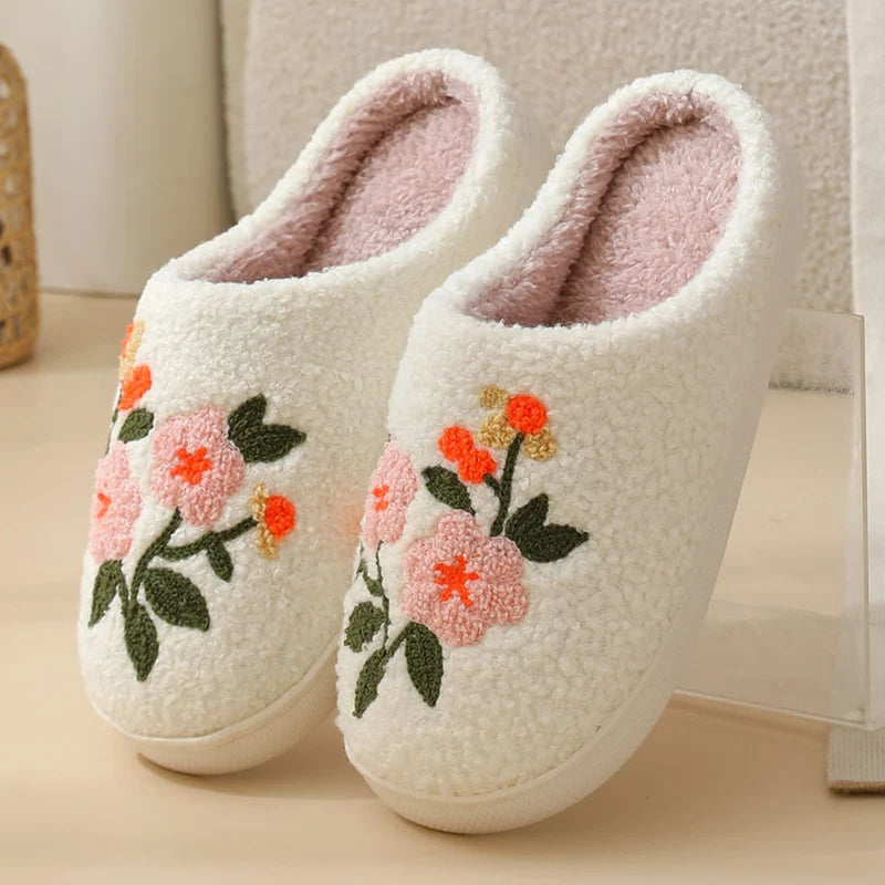 Women's Flower Embroidered Cotton Slippers Indoor Soft Sole Warm Plush Home Slippers Woman Comfort Flat Heel Winter Cotton Shoes