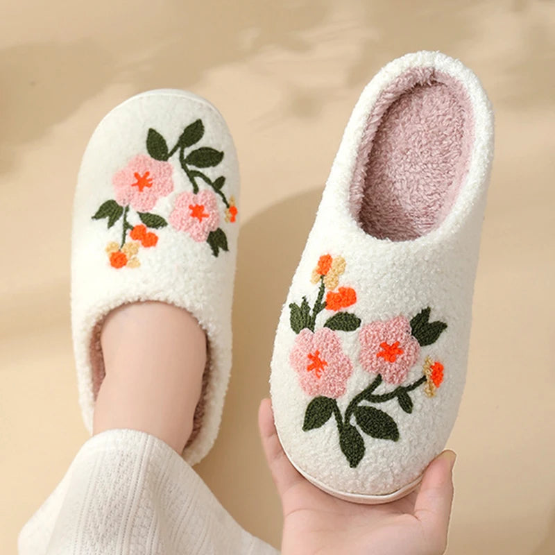 Women's Flower Embroidered Cotton Slippers Indoor Soft Sole Warm Plush Home Slippers Woman Comfort Flat Heel Winter Cotton Shoes